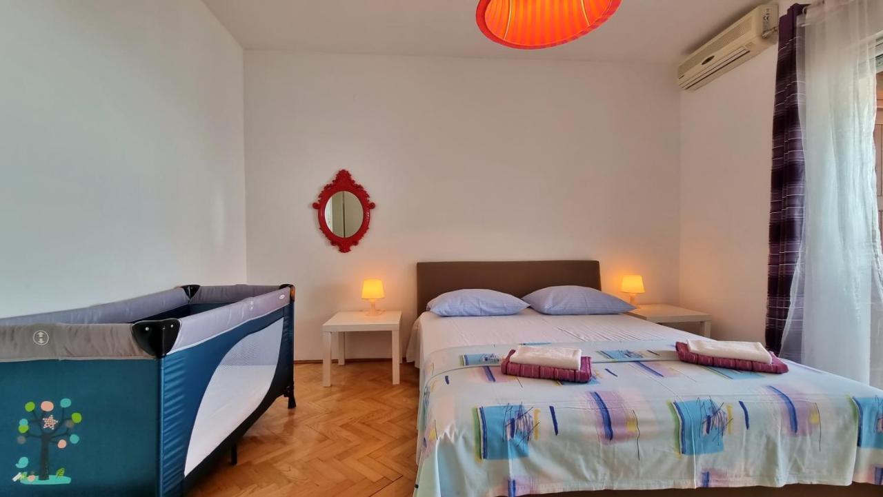 Apartments Soric أوميس المظهر الخارجي الصورة