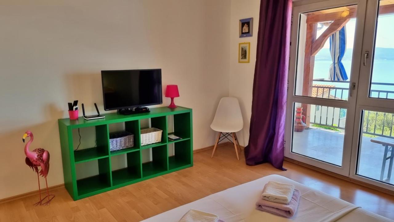 Apartments Soric أوميس المظهر الخارجي الصورة