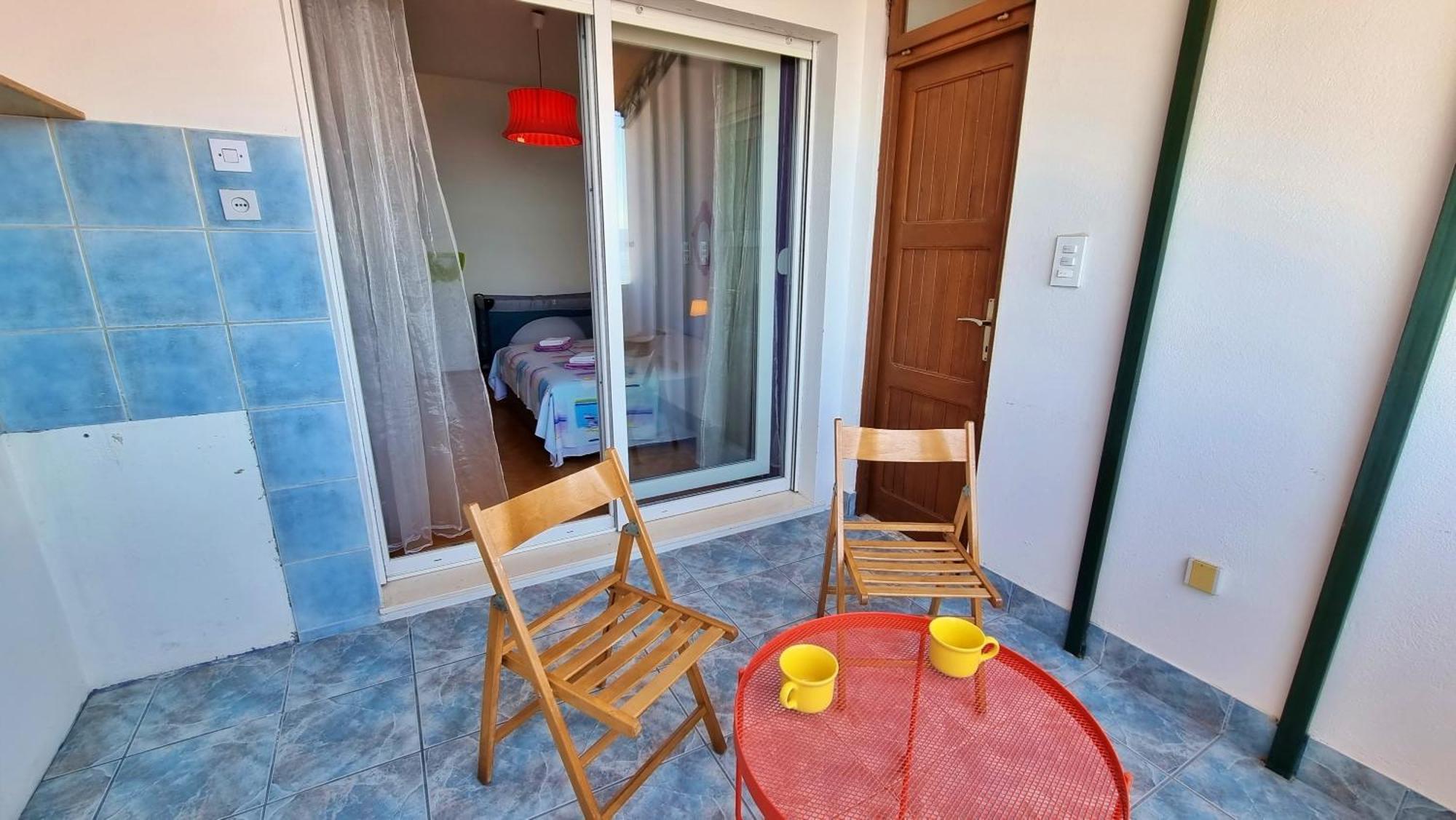 Apartments Soric أوميس الغرفة الصورة
