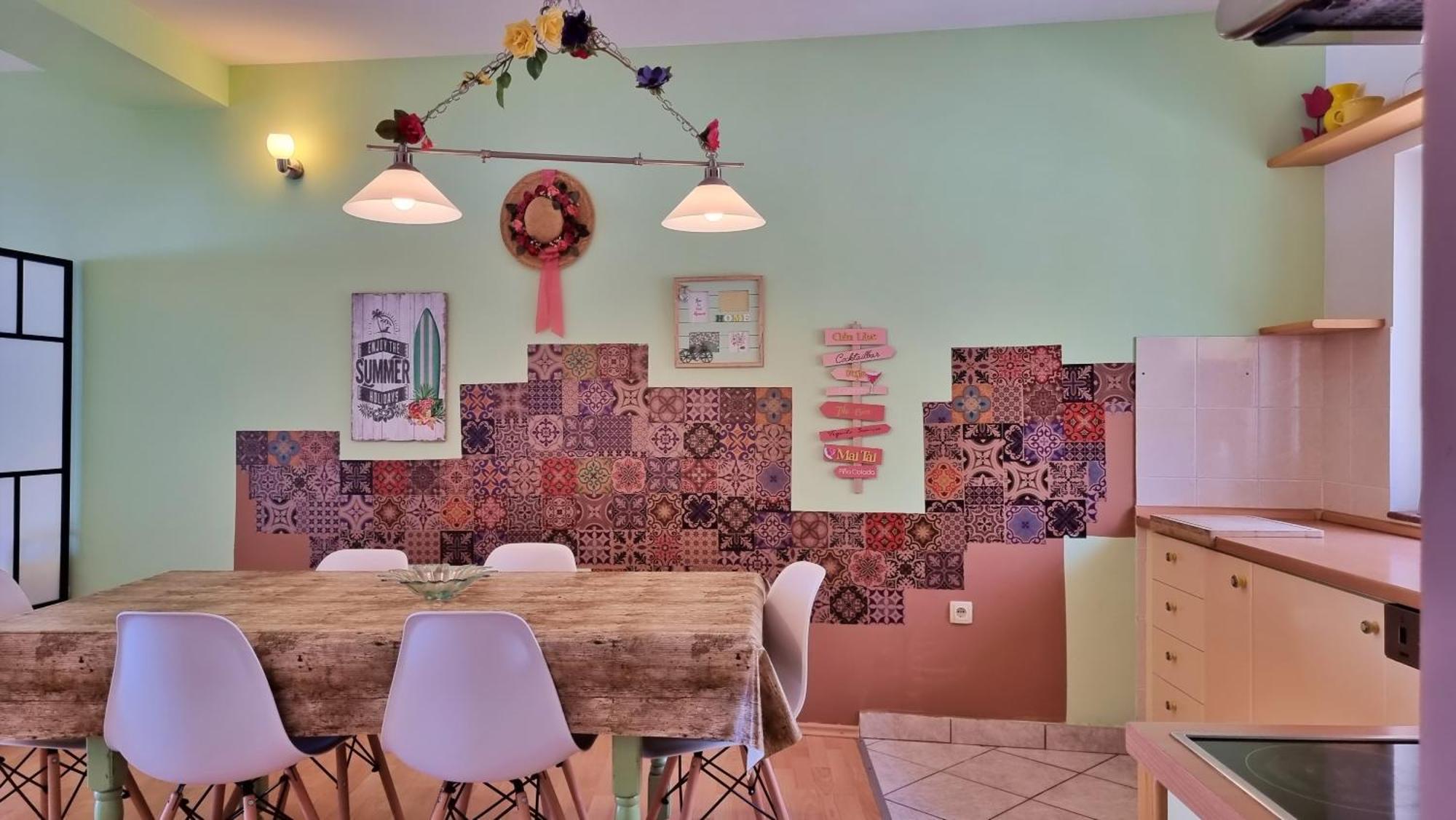 Apartments Soric أوميس الغرفة الصورة